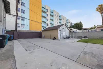 1411 Elm Avenue, Long Beach, CA 90813 - Photo 33
