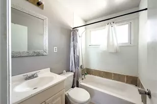 9892 Chanticleer, Anaheim, CA 92804 - Photo 13
