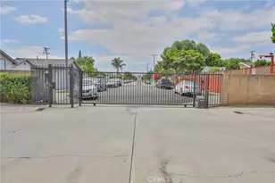 15927 Santa Ana Ave, Bellflower, CA 90706 - Photo 23