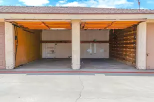 15927 Santa Ana Ave, Bellflower, CA 90706 - Photo 29
