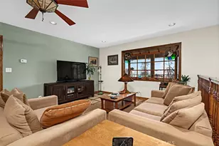 1746 Rudell Rd, Burbank, CA 91501 - Photo 17