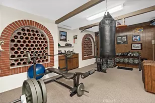 1746 Rudell Rd, Burbank, CA 91501 - Photo 19