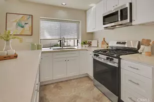 1594 San Fernando Dr, Corona, CA 92882 - Photo 5