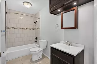 14819 Downey Ave, Paramount, CA 90723 - Photo 17