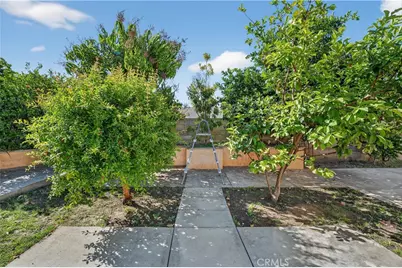 646 S Courson Drive, Anaheim, CA 92804 - Photo 53
