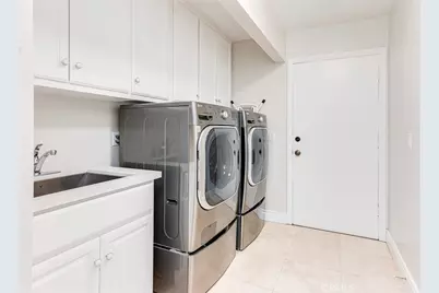 8815 Los Coyotes, Buena Park, CA 90621 - Photo 43