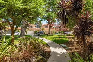 5748 Madrid Ln, Long Beach, CA 90814 - Photo 47