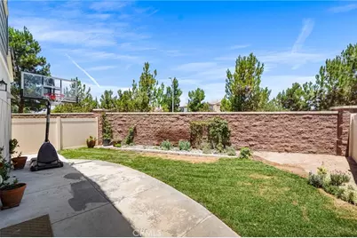 8670 Festival Street, Chino, CA 91708 - Photo 35