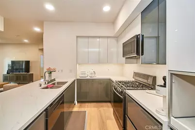 820 S Wilton Place #304, Los Angeles, CA 90005 - Photo 13