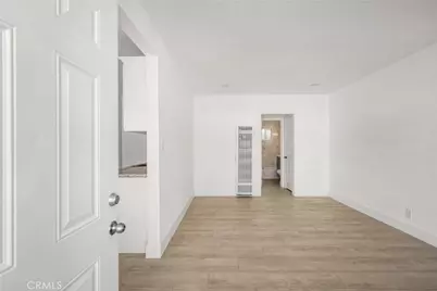 825 S Shelton Street, Santa Ana, CA 92703 - Photo 3