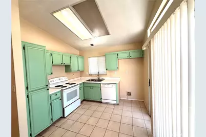 31102 Shicali Court, Temecula, CA 92592 - Photo 3
