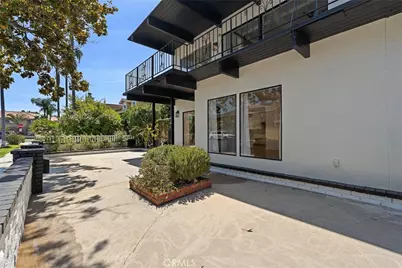 337 La Verne Avenue, Long Beach, CA 90803 - Photo 13