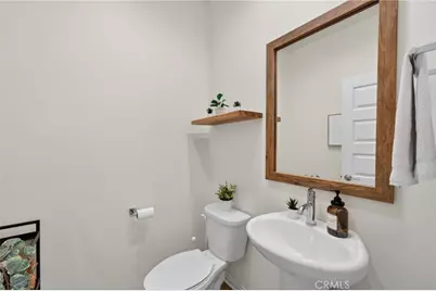 1016 E 4th, Santa Ana, CA 92701 - Photo 31