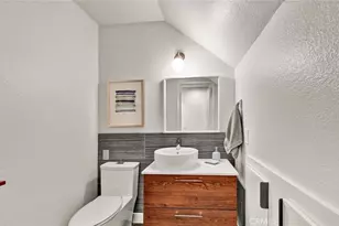 2342 Aspen St, Tustin, CA 92782 - Photo 9