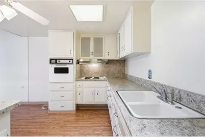 13140 Del Monte Drive #52J/M16, Seal Beach, CA 90740 - Photo 15