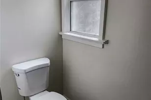 1835 W 82nd St, Los Angeles, CA 90047 - Photo 17