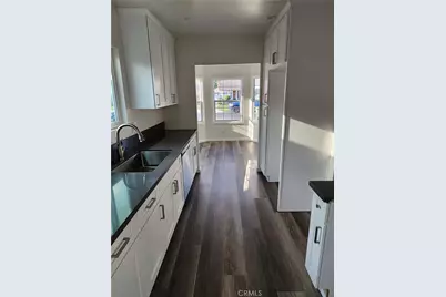 1835 W 82nd Street, Los Angeles, CA 90047 - Photo 7