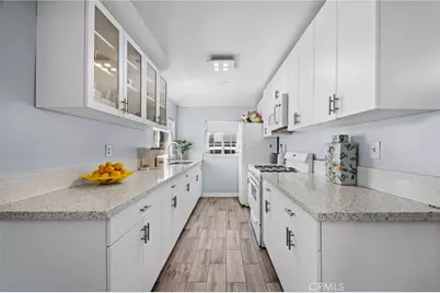 402 E Grand, Corona, CA 92879 - Photo 5