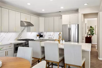 8075 Holland Park Street, Chino, CA 91708 - Photo 15