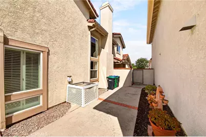 11 Milazzo, Irvine, CA 92620 - Photo 41