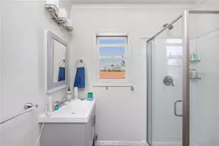 249 Loma Ave, Long Beach, CA 90803 - Photo 23