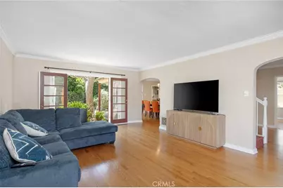 249 Loma Avenue, Long Beach, CA 90803 - Photo 5