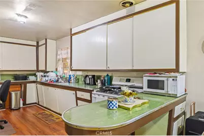 8905 Arrington Avenue, Downey, CA 90240 - Photo 9