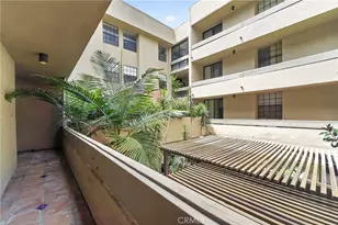 750 N Kings, West Hollywood, CA 90069 - Photo 3