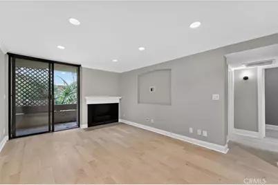 750 N Kings #114, West Hollywood, CA 90069 - Photo 15