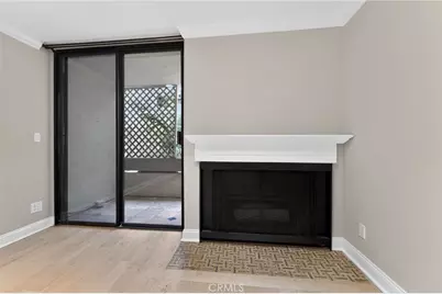 750 N Kings #114, West Hollywood, CA 90069 - Photo 31
