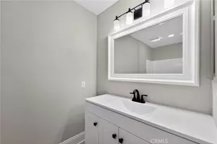 750 N Kings, West Hollywood, CA 90069 - Photo 27