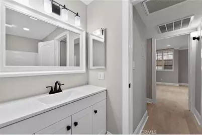 750 N Kings #114, West Hollywood, CA 90069 - Photo 29