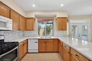 7491 Bear Creek, Fontana, CA 92336 - Photo 19