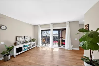 366 S Miraleste Drive #375, San Pedro, CA 90732 - Photo 5