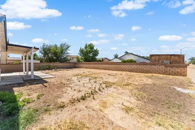 2559 E Avenue J2, Lancaster, CA 93535 - Photo 27