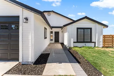 2559 E Avenue J2, Lancaster, CA 93535 - Photo 3