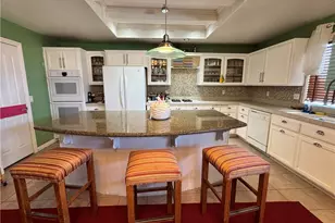 20284 Majestic Dr, Apple Valley, CA 92308 - Photo 17