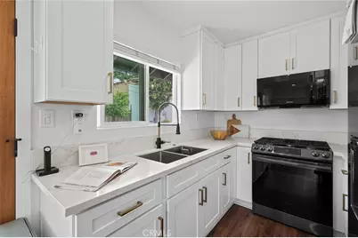 2310 Magnolia Avenue, Long Beach, CA 90806 - Photo 39