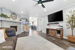 1107 W Memory Ln, Santa Ana, CA 92706 - Photo 9