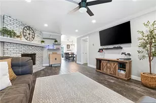 1107 W Memory Ln, Santa Ana, CA 92706 - Photo 5