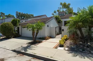 11 Redwood Tree, Irvine, CA 92612 - Photo 3