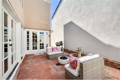 2 Windjammer Court, Long Beach, CA 90803 - Photo 25
