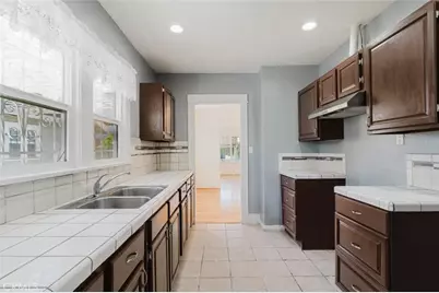 3650 7th Avenue, Los Angeles, CA 90018 - Photo 11