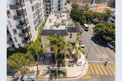 698 S Berendo #206, Los Angeles, CA 90005 - Photo 25
