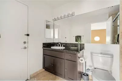 698 S Berendo #206, Los Angeles, CA 90005 - Photo 19