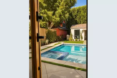 616 Lillian Way, Los Angeles, CA 90004 - Photo 31