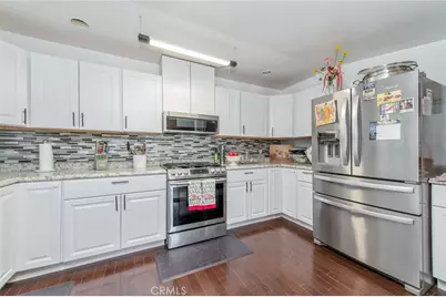 10530 Newville Avenue, Downey, CA 90241 - Photo 19