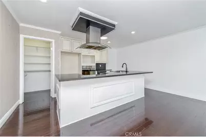 10530 Newville Avenue, Downey, CA 90241 - Photo 9