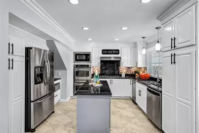 19976 Felicia, Yorba Linda, CA 92886 - Photo 17