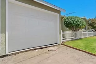 701 Gaffey Pl, San Pedro, CA 90731 - Photo 23